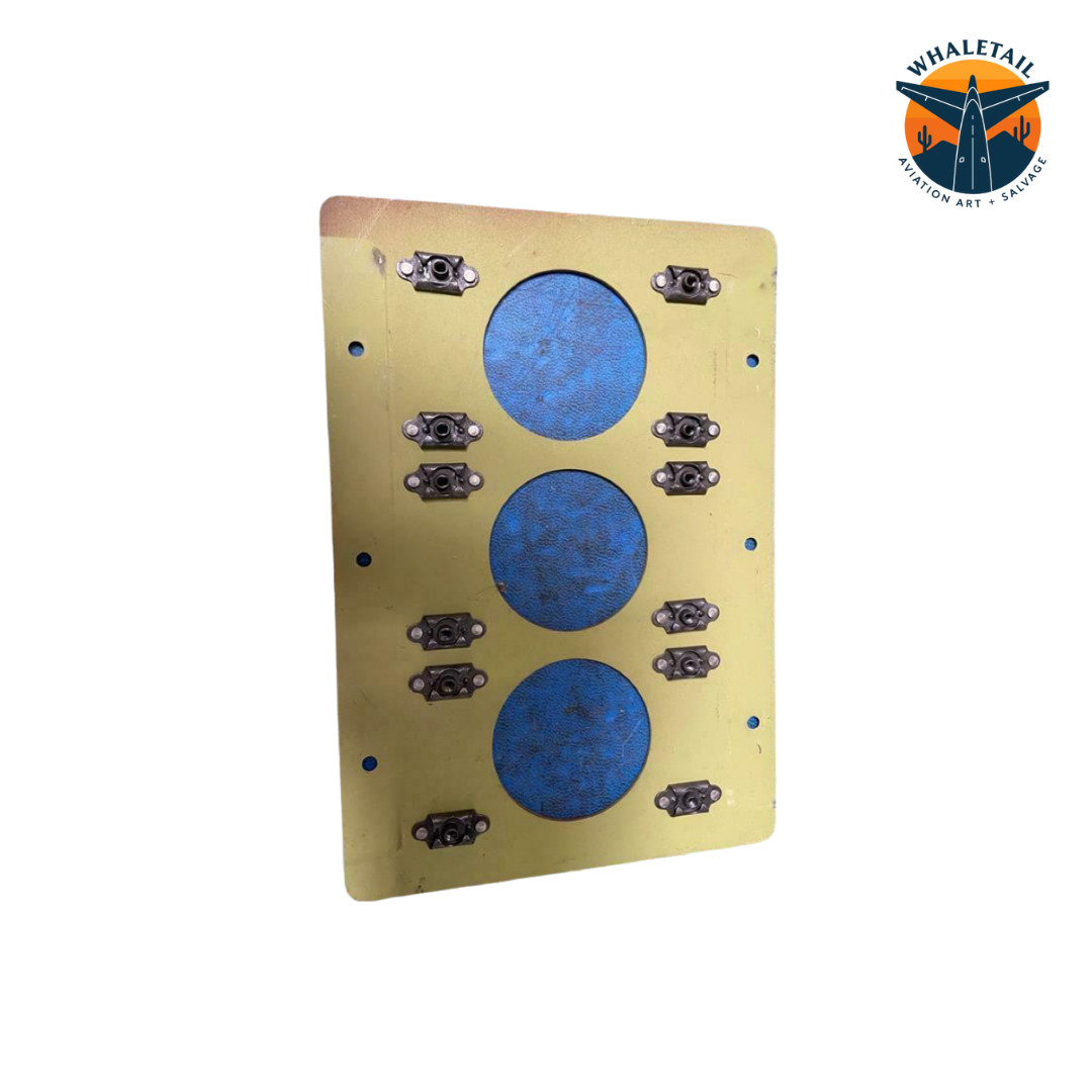 747-400 Lighting Bracket