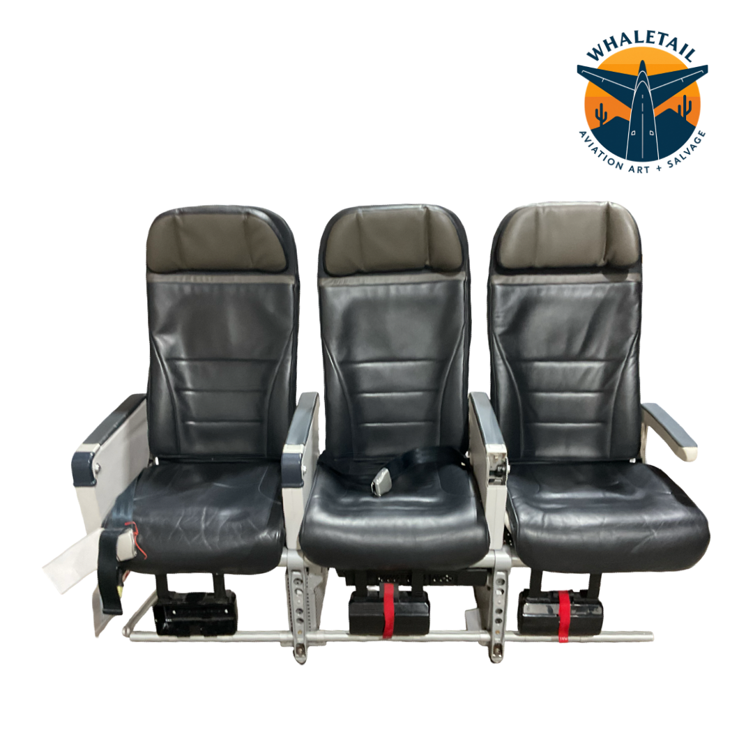 Aircraft Bulkhead row of 3 Seats - Grey Headrest