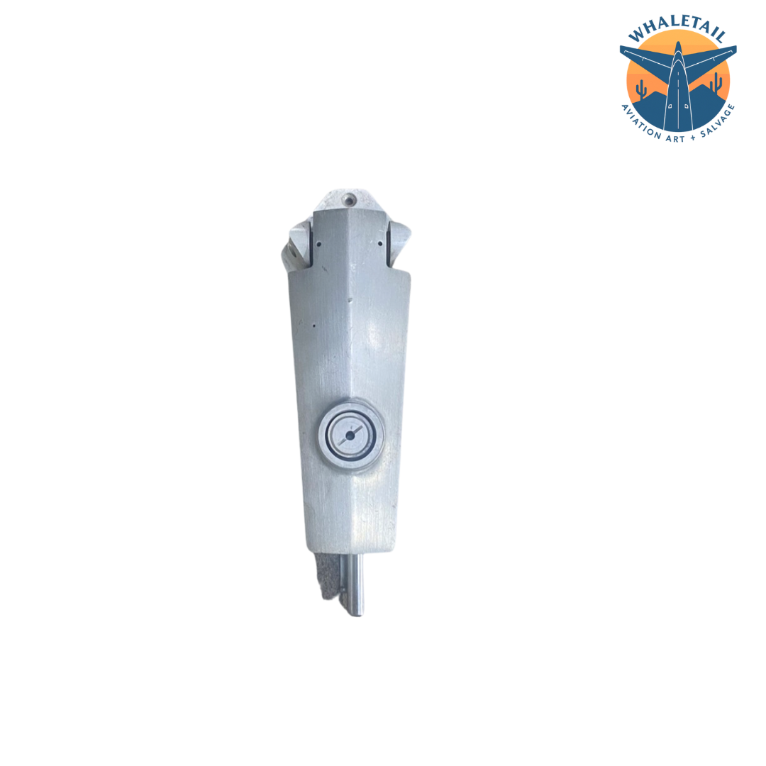 747 Handle Connector
