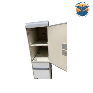 737 Galley Closet