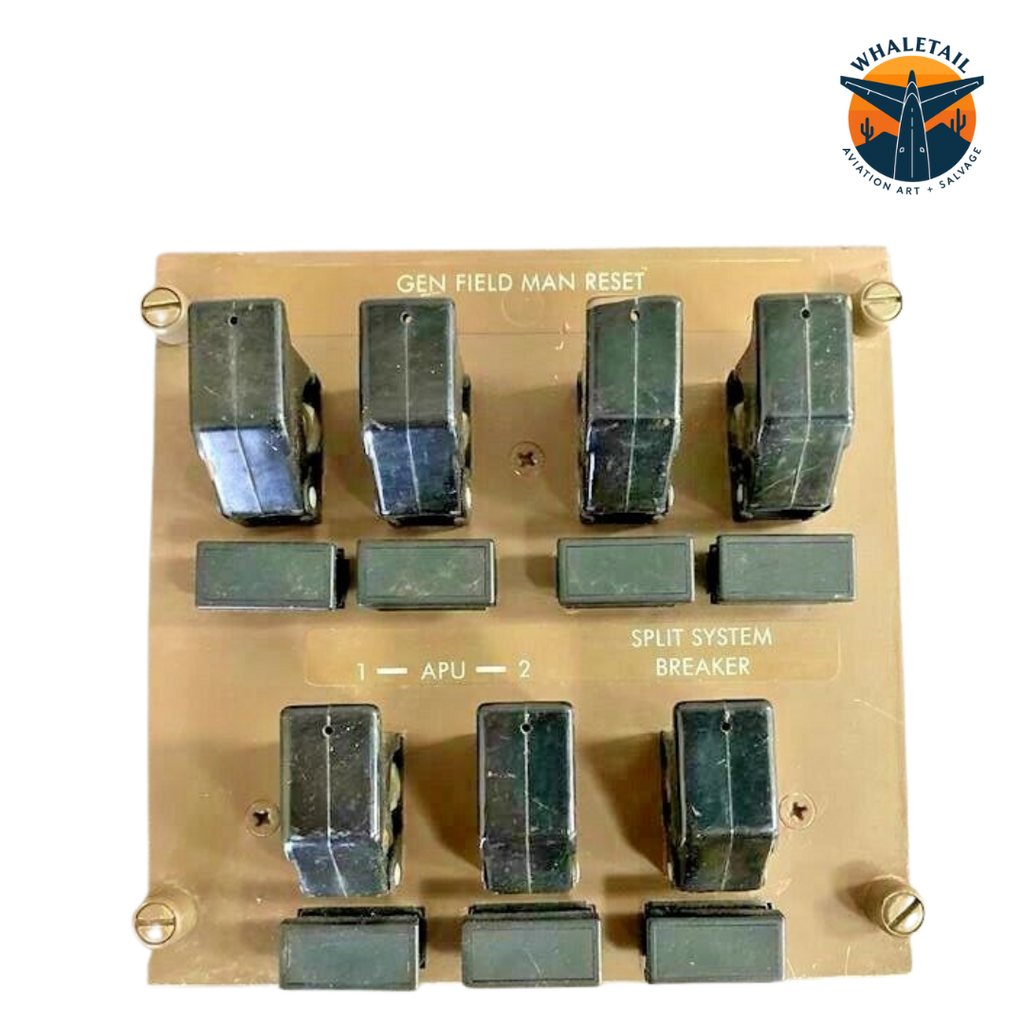 2/7までの出品 4号機ファイナルミッション 基板リールパネル 載せ替えユニット Original 747-400 Generator Module Assembly out of the Flight Deck