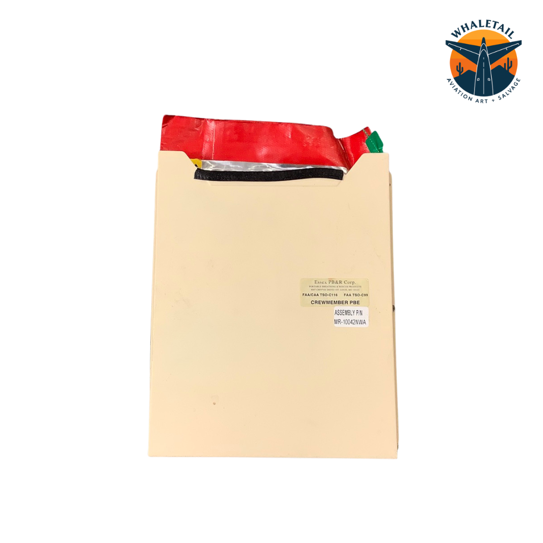 747-400 CREW PBE And HOLDER