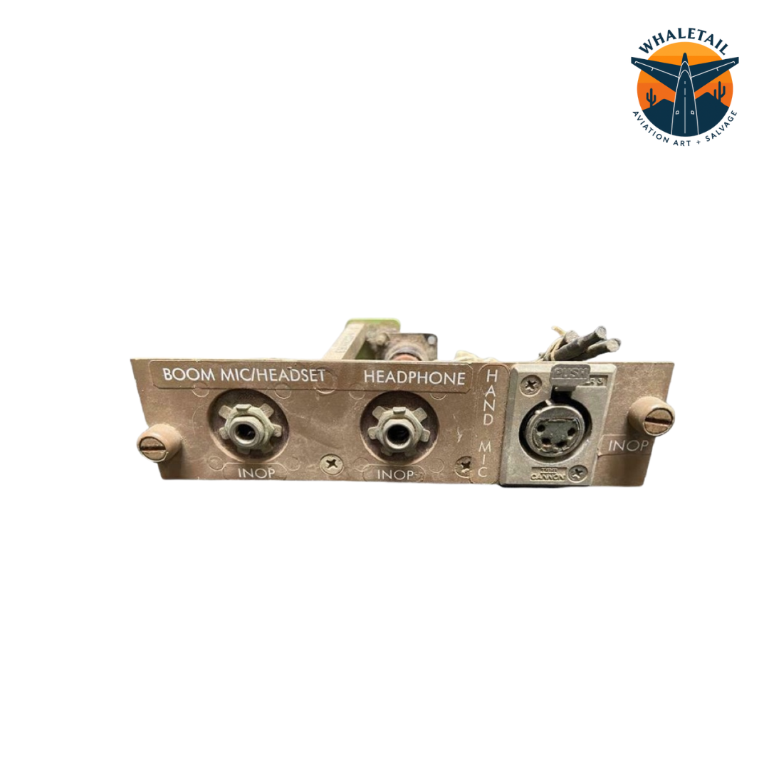 747-400 Boom/Headphone Jack from Flight Deck