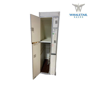 737 Forward Galley Closet