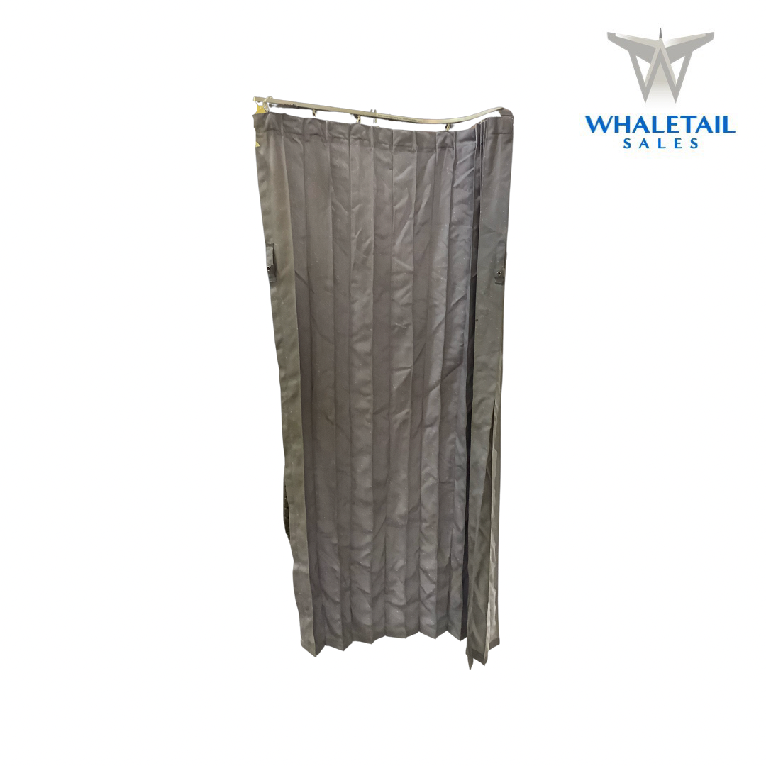 737-800 Curtain With Curved Track-Gray